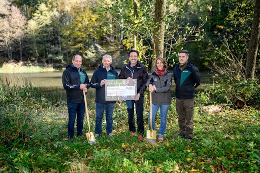 Spatenstich und Scheckübergabe für das Biodiversitätsprojekt im
Wienerwald