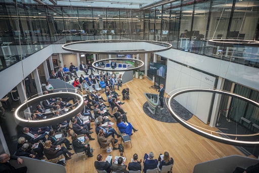 Vorschau Bild von dpa wird Partner des Political Tech Summit. Zum Auftakt der
Konferenz lädt die Nachrichtenagentur in ihren Berliner Newsroom
ein. (Bild von der dpa-Chefredaktionskonferenz 2025). // Weiterer
Text über ots und www.presseportal.de/nr/8218 / Die Verwendung
dieses Bildes für redaktionelle Zwecke ist unter Beachtung aller
mitgeteilten Nutzungsbedingungen zulässig und dann auch honorarfrei.
Veröffentlichung ausschließlich mit Bildrechte-Hinweis.
