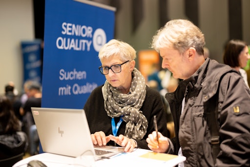 Fast 350 Senior Experts sind bereits angemeldet. Sie treffen
potentielle Arbeitgeber, die explizit 45+ rekrutieren.