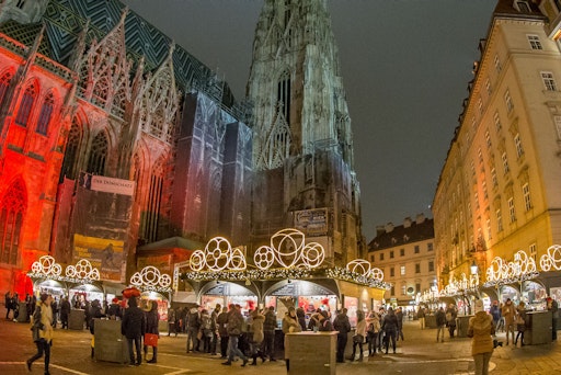 Alle Jahre wieder – die Wiener Weihnachtsdörfer verzaubern die
Stadt!
