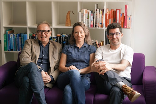 Dialogschmiede wird zur Drehscheibe einer integrierten
MarTech-Gruppe.