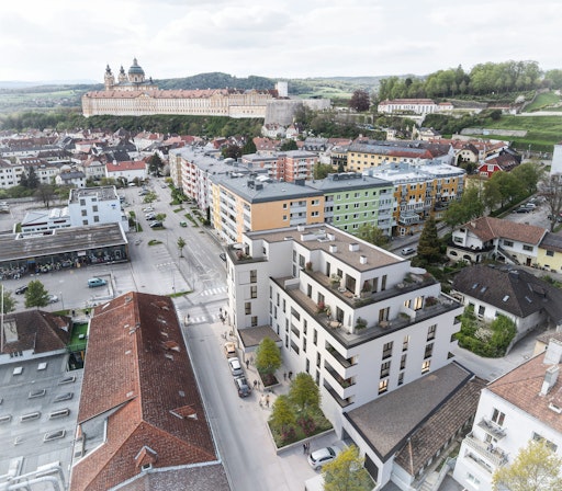 Vorschau Bild von Jake & Rose steht für durchdachte Grundrisse, moderne Architektur
und nachhaltige Energieversorgung mit Photovoltaikanlage und
Fernwärme.
