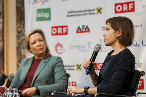 Zweites Gespräch am 27. Journalistinnenkongress: „Big
Tech-Brother is watching us“