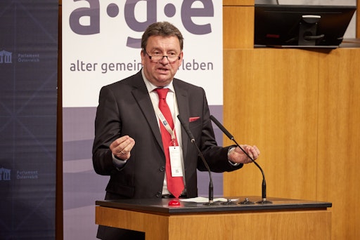 Vorschau Bild von Andreas Pangratz, MBA Geschäftsführer Canon Medical Systems
Gesellschaft mbH