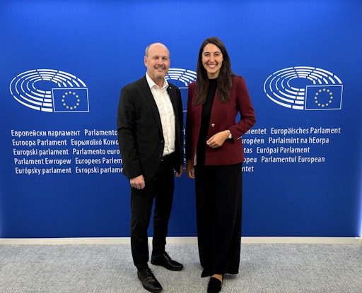 Westbahn-Geschäftsführer Thomas Posch und ÖVP-Verkehrssprecherin
im EU-Parlament und stellvertretende Vorsitzende des
Verkehrsausschusses Sophia Kircher im Europäischen Parlament