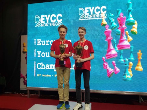 Die beiden österreichischen Medaillengewinner der Jugend-WM 2025
im Standardschach.