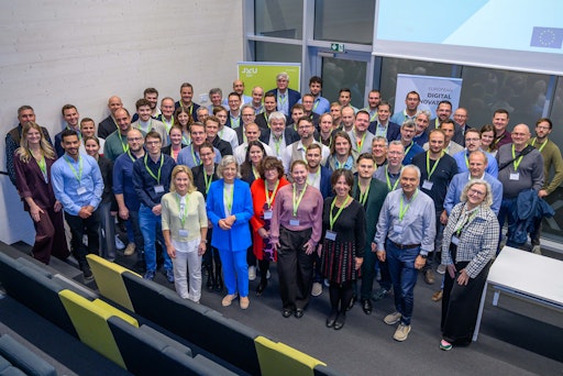 Informativer Austausch und zahlreiche Teilnehmer:innen beim
AI5Production-Symposium an der JKU Linz