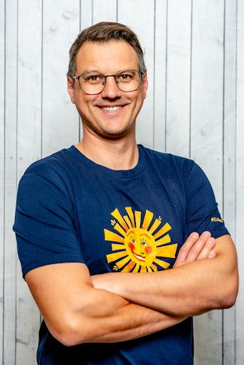 Vorschau Bild von SONNENTOR CSR-Teamleiter und Wertehüter Florian Krautzer.