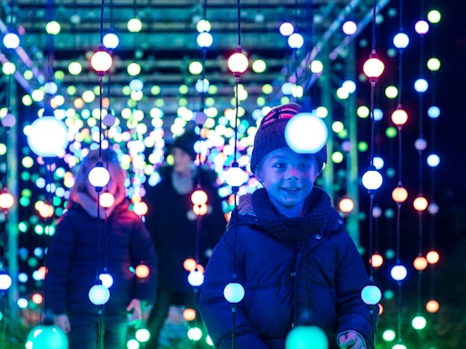 Vorschau Bild von Ball Light Tunnel by Florian Marten