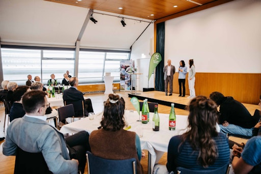 Die Naturfreunde feierten ihr Jubiläum mit einem Vortrag von
Gerlinde Kaltenbrunner.