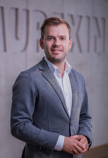 Vorschau Bild von Rainer Pascher verantwortet neben Technik auch Marketing, Sales
und Produktmanagement. Gemeinsam mit Bernhard Mucherl ist er auch
für die strategische Weiterentwicklung des Unternehmens – national
wie international - verantwortlich.