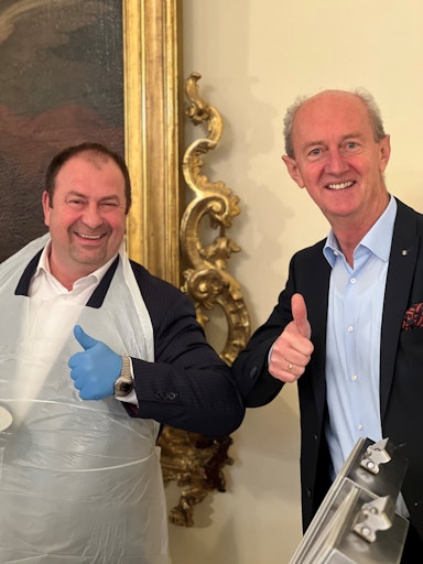 Bezirksvorsteher Leopoldstadt Alexander Nikolai und Direktor Ivan
Jukic, MA, Gesamtleiter des Krankenhauses der Barmherzigen Brüder
Wien