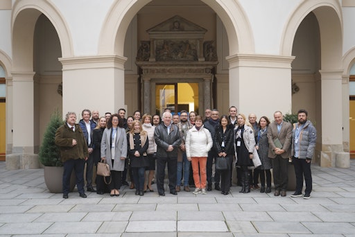 Die Teilnehmenden des 1st International Particle Therapy Alliance
Meeting im Palais Niederösterreich.