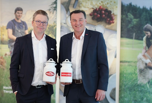 Markus Buchmayr (Geschäftsführer Pinzgau Milch) und Andreas
Gasteiger (Geschäftsführer SalzburgMilch) freuen sich auf die
Vertiefung der bestehenden Zusammenarbeit.