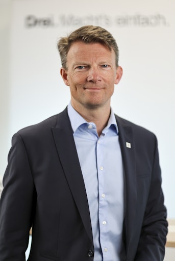 Vorschau Bild von Drei CCO Günter Lischka