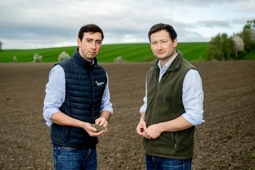  Europas Bauernbundpräsident Alexander Bernhuber und NÖ
Bauernbunddirektor Paul Nemecek fordern faire Regeln beim
Pflanzenschutz.