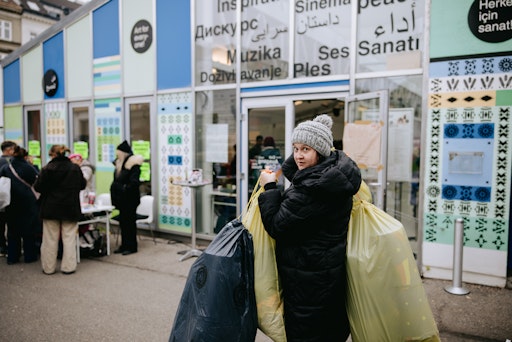 Vorschau Bild von Die SOS Balkanroute feierte in der Brunnenpassage einen großen
Erfolg: Mit 450 gesammelten Hilfsgütern wurde ein neuer Wien-Rekord
erreicht.