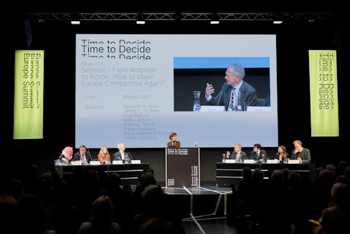 Eröffnung Time to Decide Europe Summit mit Andreas Treichl.