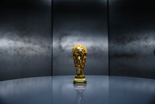 LEGO® Offizieller Pokal der FIFA-Fußball-Weltmeisterschaft //
Weiterer Text über ots und www.presseportal.de/nr/29246 / Die
Verwendung dieses Bildes für redaktionelle Zwecke ist unter
Beachtung aller mitgeteilten Nutzungsbedingungen zulässig und dann
auch honorarfrei. Veröffentlichung ausschließlich mit
Bildrechte-Hinweis.