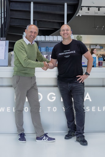 von links nach rechts: Leo Bauernberger, GF SalzburgerLand
Tourismus GmbH und Stefan Klinglmair, COO BIOGENA Group