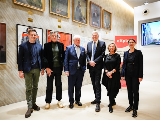 v.l.n.r.: Jim Lefebre (Impeto), Michael Tojner (Montana),
Wolfgang Hofer (B&C Privatstiftung), Rupert Sausgruger (WU Wien),
Daniela Enzi (Wertinvest) & Donia Lasinger (B&C Privatstiftung)