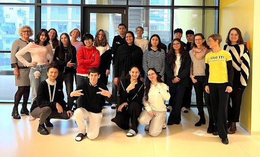 Schulbesuch Mittelschule Wien