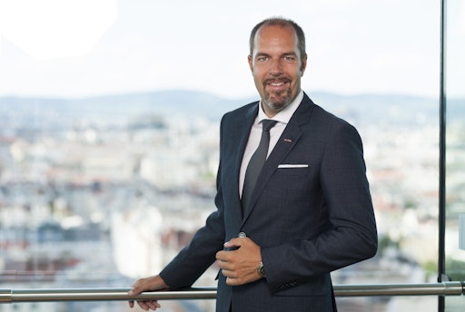 „Endlich hat sich unser Einsatz gelohnt, und die EU-Kommission
folgt den Empfehlungen der Wissenschaft und den Forderungen der
Wirtschaft.“