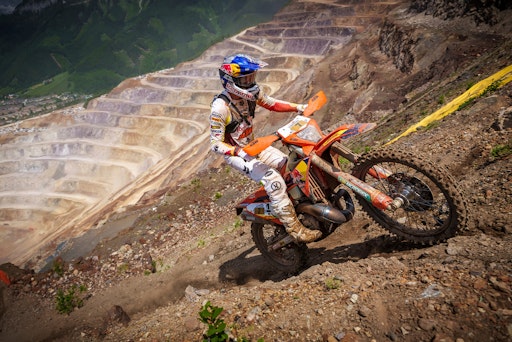 Vorschau Bild von Der 4-fache Sieger Manuel Lettenbichler (DE, KTM) am "Berg aus
Eisen"