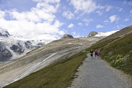 Vorschau Bild von Am Gamsgrubenweg mit Blick auf den Johannisberg