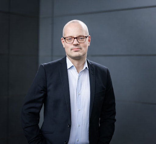  Volker Libovsky, 48, ist von der Generalversammlung des Forum
Mobilkommunikation in das Amt des Präsidenten des Forum
Mobilkommunikation gewählt worden.