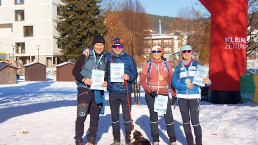 Vorschau Bild von Zielfoto mit Urkunden