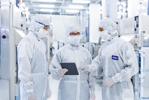 Clean: Bei AT&S wird Hochtechnologie in speziellen Reinräumen
(Bild) entwickelt