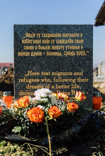 Vorschau Bild von Denkmal für verstorbene Geflüchtete in der serbischen Grenzstadt
Loznica