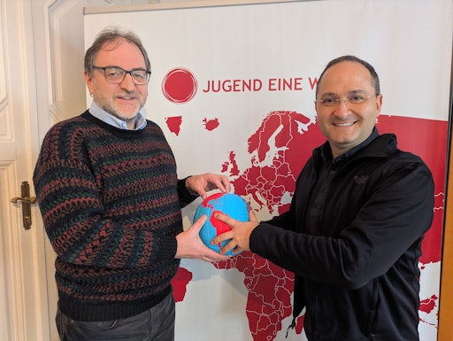  Jugend Eine Welt-Geschäftsführer Reinhard Heiserer mit P. Rafael
Bejarano Rivera SDB, langjähriger Projektpartner von Jugend Eine
Welt