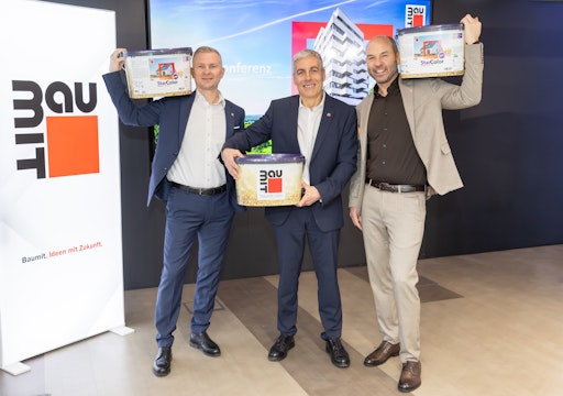  https://www.apa-fotoservice.at/galerie/39723 Im Bild v.l.n.r.:
Rudolf Ofenschiessl, Verkaufsleitung Baumit GmbH; Georg Bursik,
Geschäftsleitung Baumit GmbH; Roman Stickler, Marketingleitung
Baumit Group