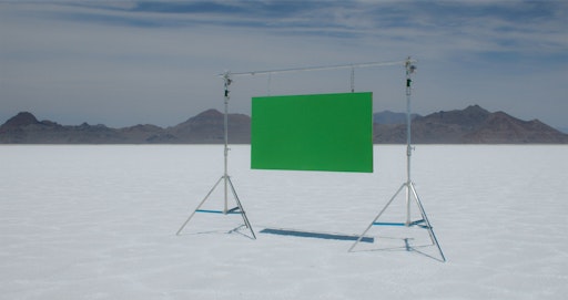  Felix Lenz, Soft Image, Brittle Grounds, 2025 Greenscreen am Set:
Great Salt Lake Desert, Utah, USA © Felix Lenz/Bildrecht Wien, 2026