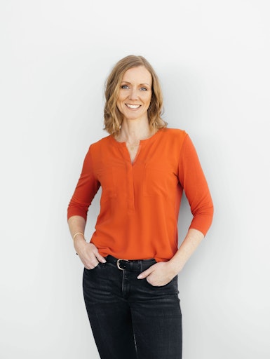  Mag. (FH) Margit Wickhoff ist Chefredakteurin & Podcasthost der
exklusiven talks at work Fachcommunity für HR, interne Kommunikation
& Employer Branding.