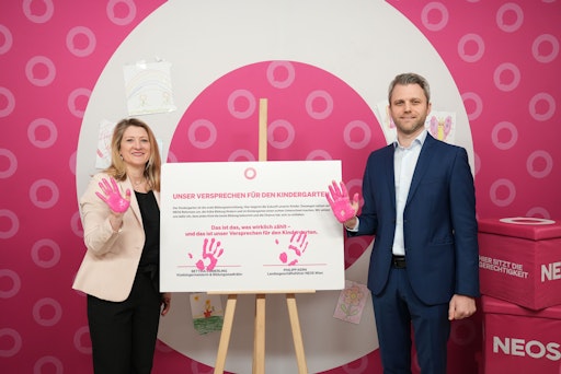 Bildungsstadträtin Bettina Emmering und Landesgeschäftsführer
Philipp Kern