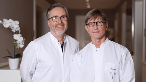  Die renommierten Gründer der Derma Utoquai, Prof. Dr. Ralph Braun
und Dr. Stefan Duve. // Weiterer Text über ots und
www.presseportal.de/nr/181999 / Die Verwendung dieses Bildes für
redaktionelle Zwecke ist unter Beachtung aller mitgeteilten
Nutzungsbedingungen zulässig und dann auch honorarfrei.
Veröffentlichung ausschließlich mit Bildrechte-Hinweis.