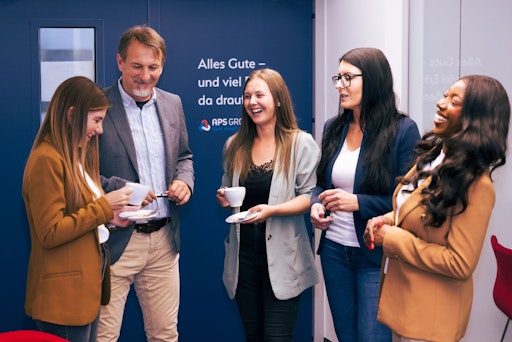  Team APS Group freut sich über die Auszeichnung