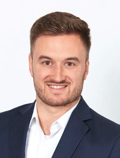  Ziga Lesnik ist neuer Telko-Partner bei Simon-Kucher // Weiterer
Text über ots und www.presseportal.de/nr/78805 / Die Verwendung
dieses Bildes für redaktionelle Zwecke ist unter Beachtung aller
mitgeteilten Nutzungsbedingungen zulässig und dann auch honorarfrei.
Veröffentlichung ausschließlich mit Bildrechte-Hinweis.