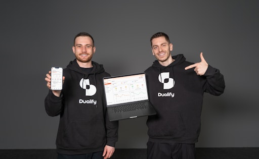  Maximilian Kottnig (CEO) und Kenan Moric (CTO), Co-Founder von
Dualify