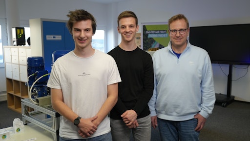 Vorschau Bild von Das EU-geförderte Interreg-Projekt InnRaum³ bietet einen
grenzübergreifenden Innovationsraum für Unternehmen, Start-ups und
Studierende im Innraum. Im Bild von links nach rechts: Florian
Gaisberger (PrintReClaim), Lukas Schopf (PrintReClaim), Christoph
Schöndorfer (Techno-Z Ried Technologiezentrum GmbH). // Weiterer
Text über ots und www.presseportal.de/nr/181564 / Die Verwendung
dieses Bildes für redaktionelle Zwecke ist unter Beachtung aller
mitgeteilten Nutzungsbedingungen zulässig und dann auch honorarfrei.
Veröffentlichung ausschließlich mit Bildrechte-Hinweis.