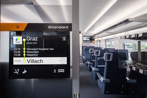 Vorschau Bild von Westbahn-SMILE von innen, modernes
Fahrgastinformationssystemsanzeige (Display)