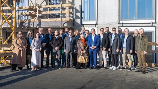  THE ANTHONY: Dachgleiche beim Neubauprojekt in der Antonigasse