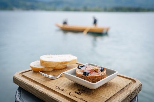 Vorschau Bild von Genuss und Kulinarik wird beim 2. mundART Festival im April 2026
am Wolfgangsee groß geschrieben.
