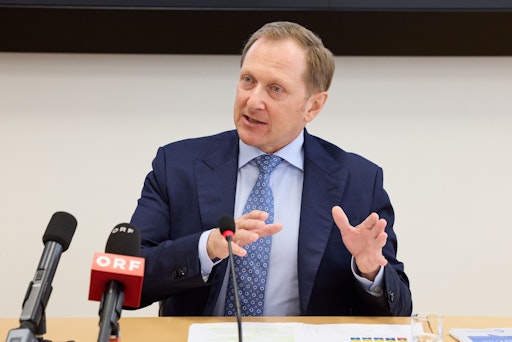 Vorschau Bild von Prof. DI Dr. Alfons Haber, MBA, Vorstand E-Control