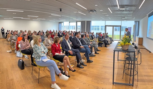 Vorschau Bild von Über 100 Teilnehmer*innen nahmen am 4. Salzburger Pflegesymposium
teil.
