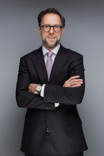  Priv.-Doz. Dr. Sixtus-Ferdinand Kraus