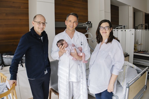 Vorschau Bild von Mit mehr als 4.000 Geburten pro Jahr ist das St. Josef
Krankenhaus die größte Geburtsklinik Österreichs.